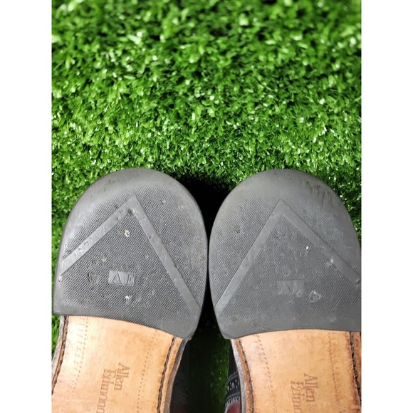 Men's Two-Tone Leather Dress Shoes - Picture 10 of 14